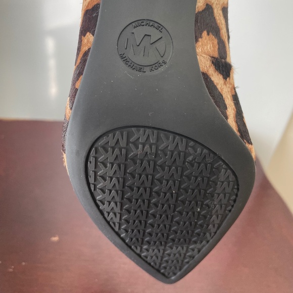 NWOT Michael Kors Leopard Print Calf Hair Heels - Picture 8 of 10